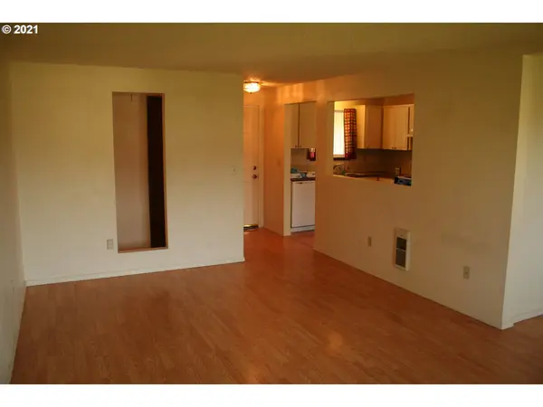 10510 NE 44TH ST, Vancouver, WA 98682