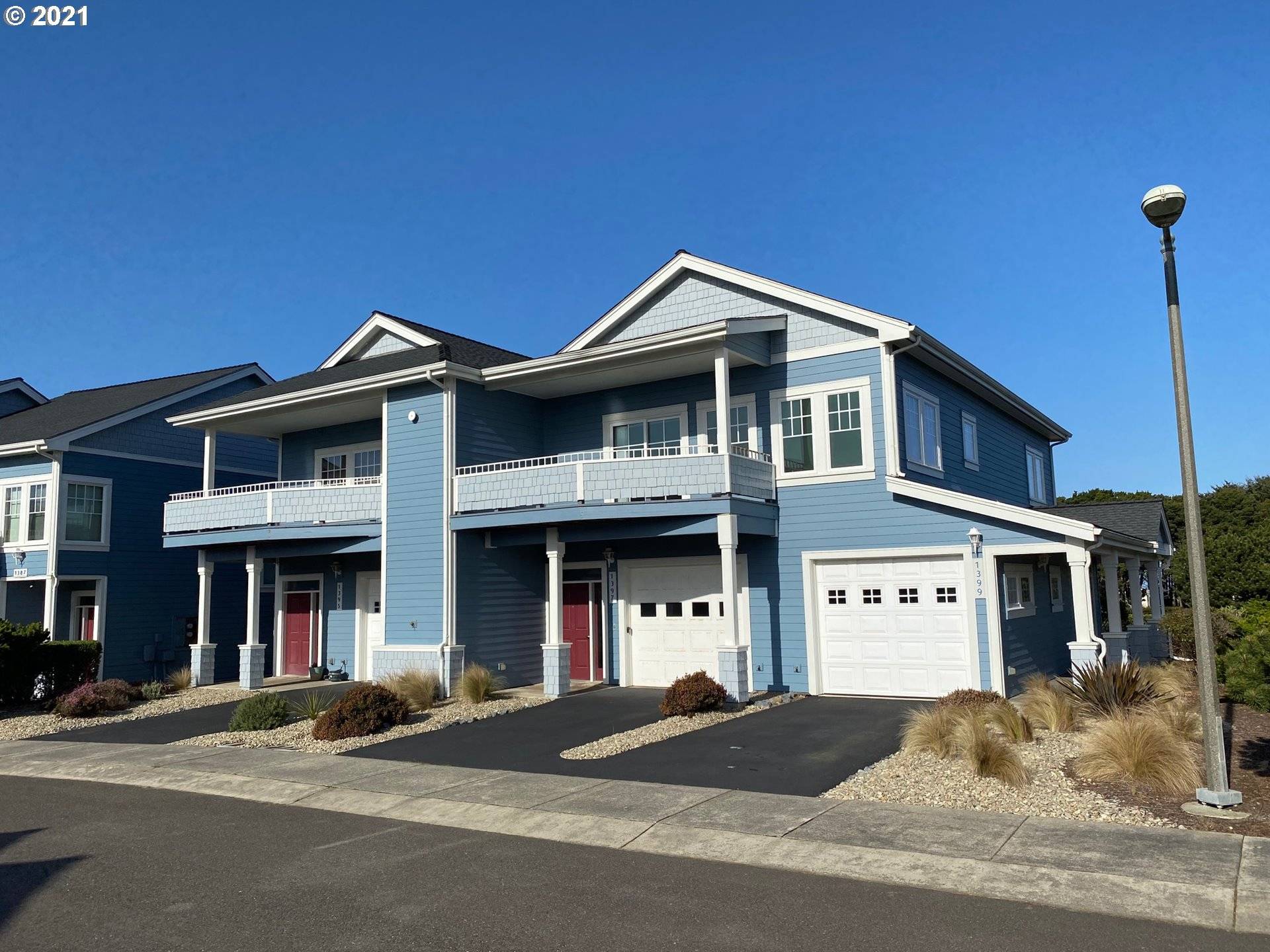 Bandon, OR 97411,1397 VILLAGE LOOP