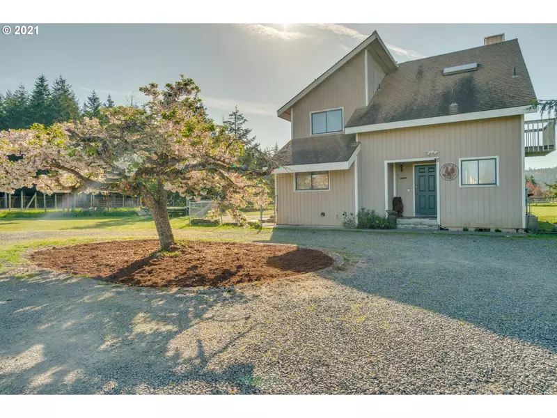 30145 S MEADOWBROOK LN, Molalla, OR 97038