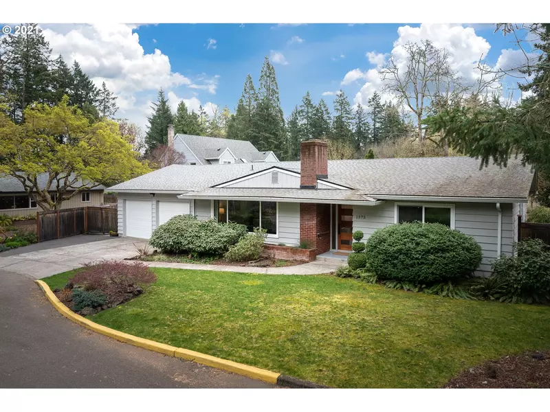 1375 CUSHMAN DR, West Linn, OR 97068