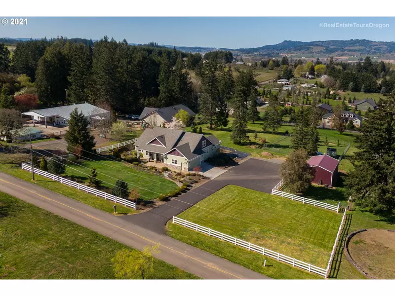 21585 NE HIDDEN SPRINGS RD, Dundee, OR 97115