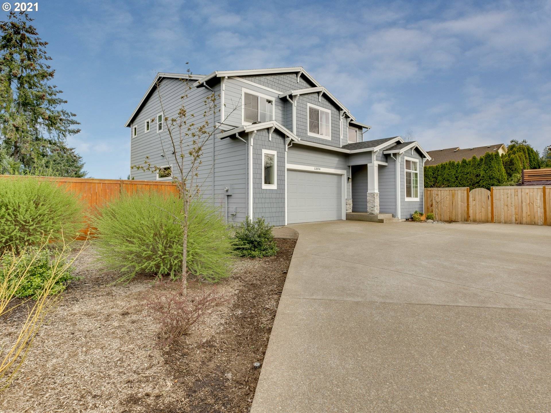 Tigard, OR 97223,12074 SW REDBERRY CT