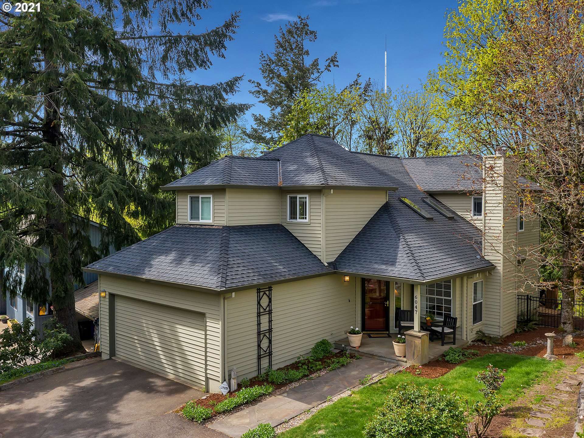 6047 SW TAYLOR ST, Portland, OR 97221