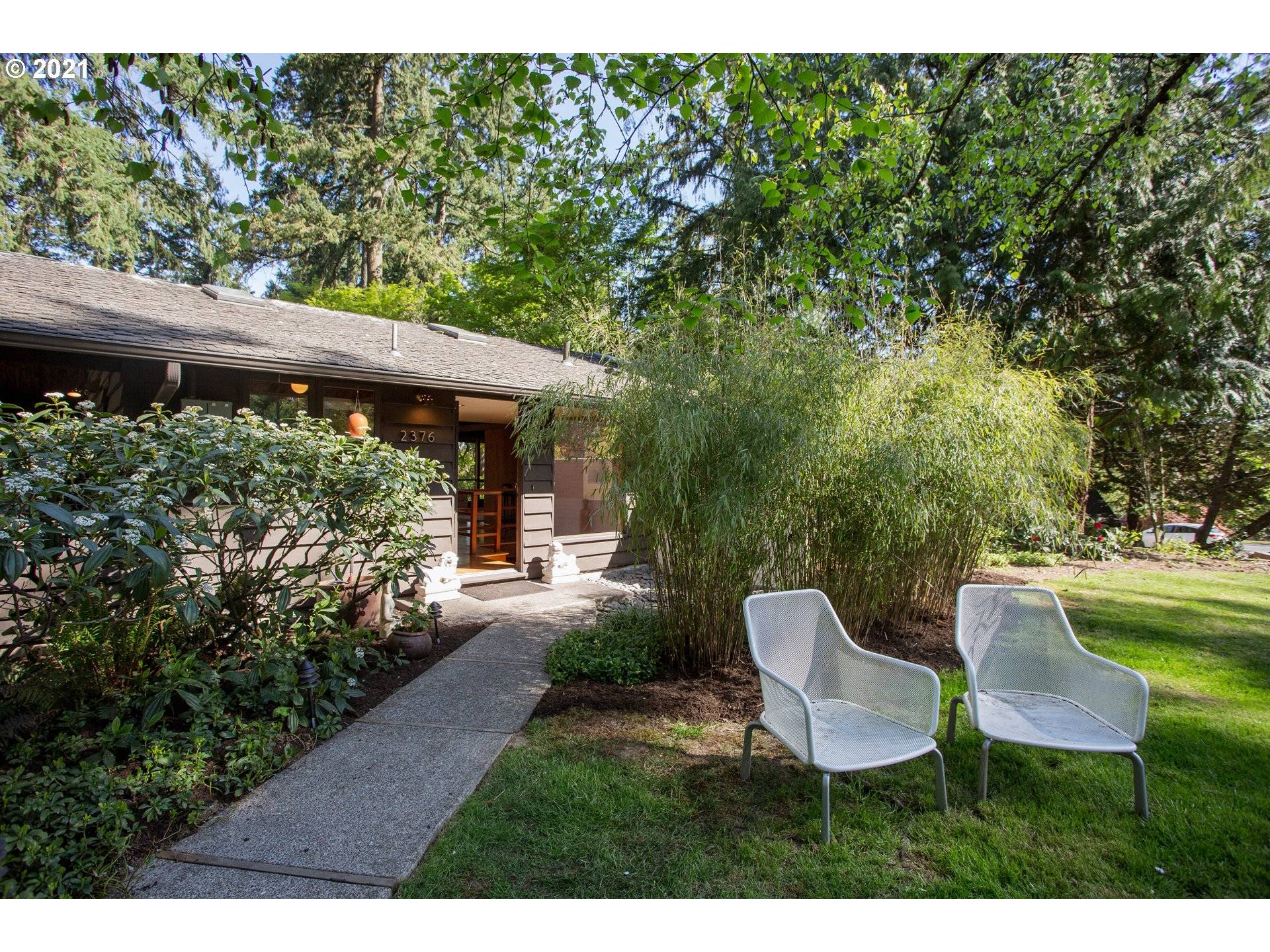 Lake Oswego, OR 97034,2376 FERNWOOD CIR
