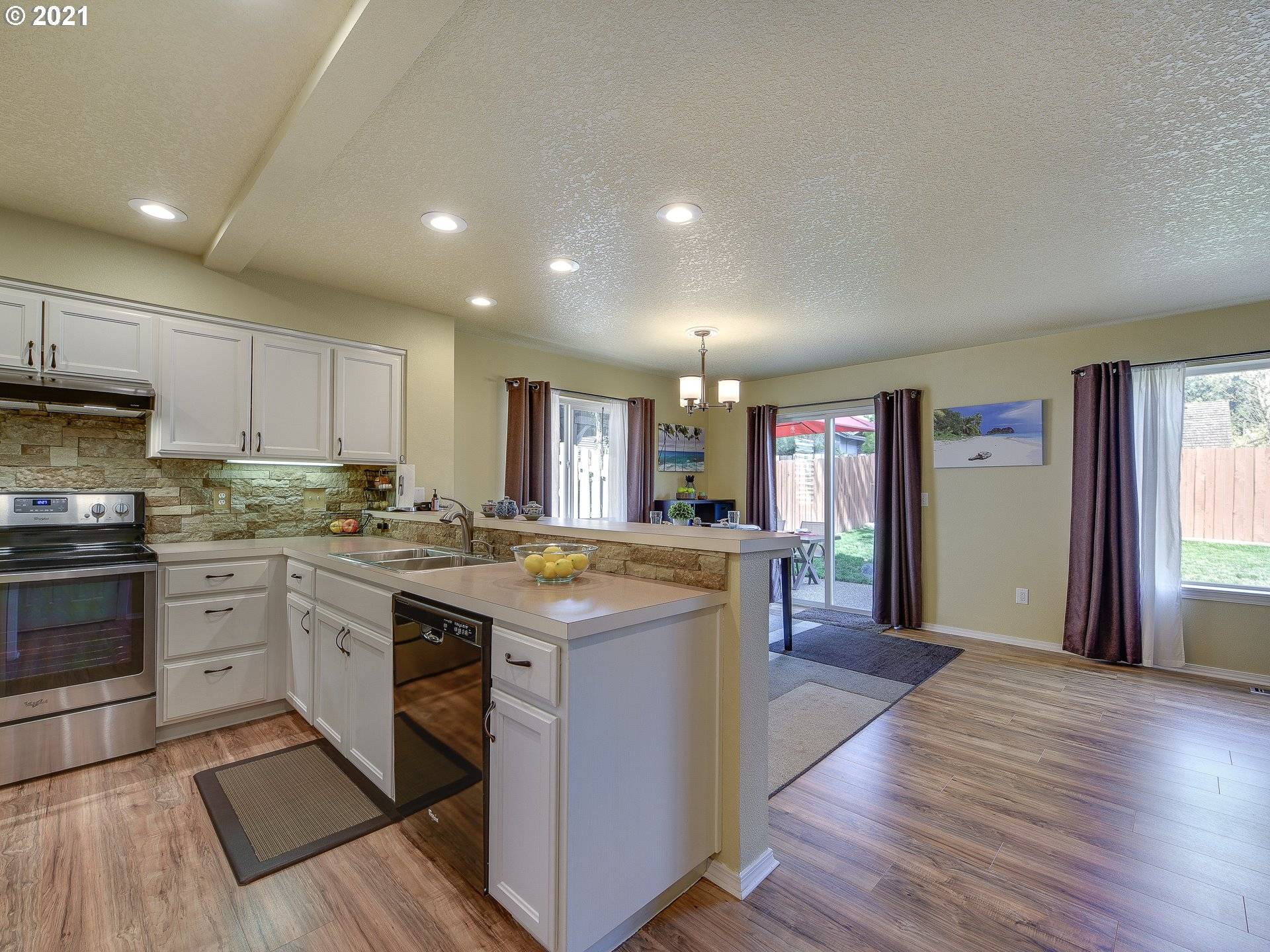 Tigard, OR 97224,7977 SW CAROL ANN CT