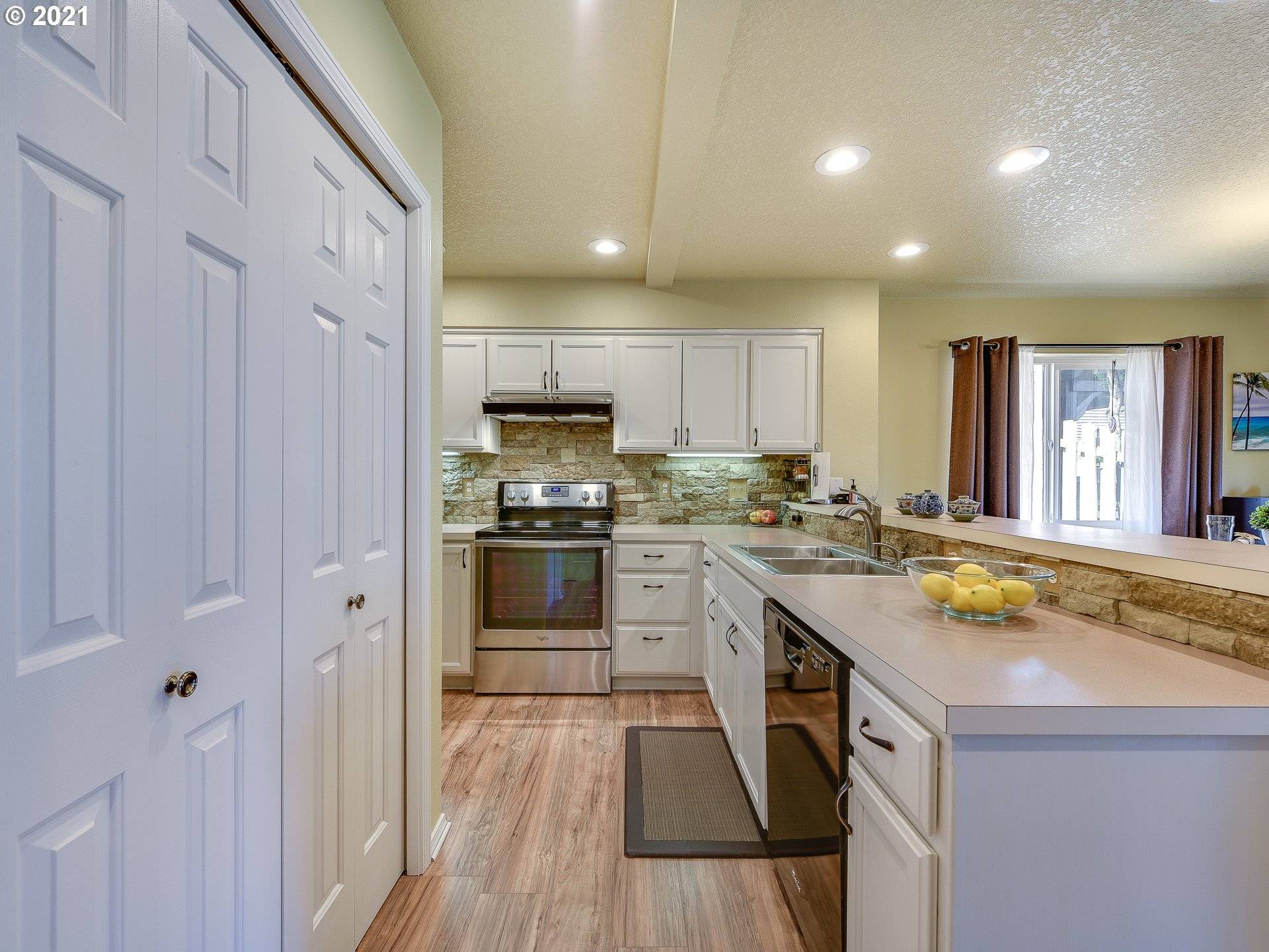 Tigard, OR 97224,7977 SW CAROL ANN CT