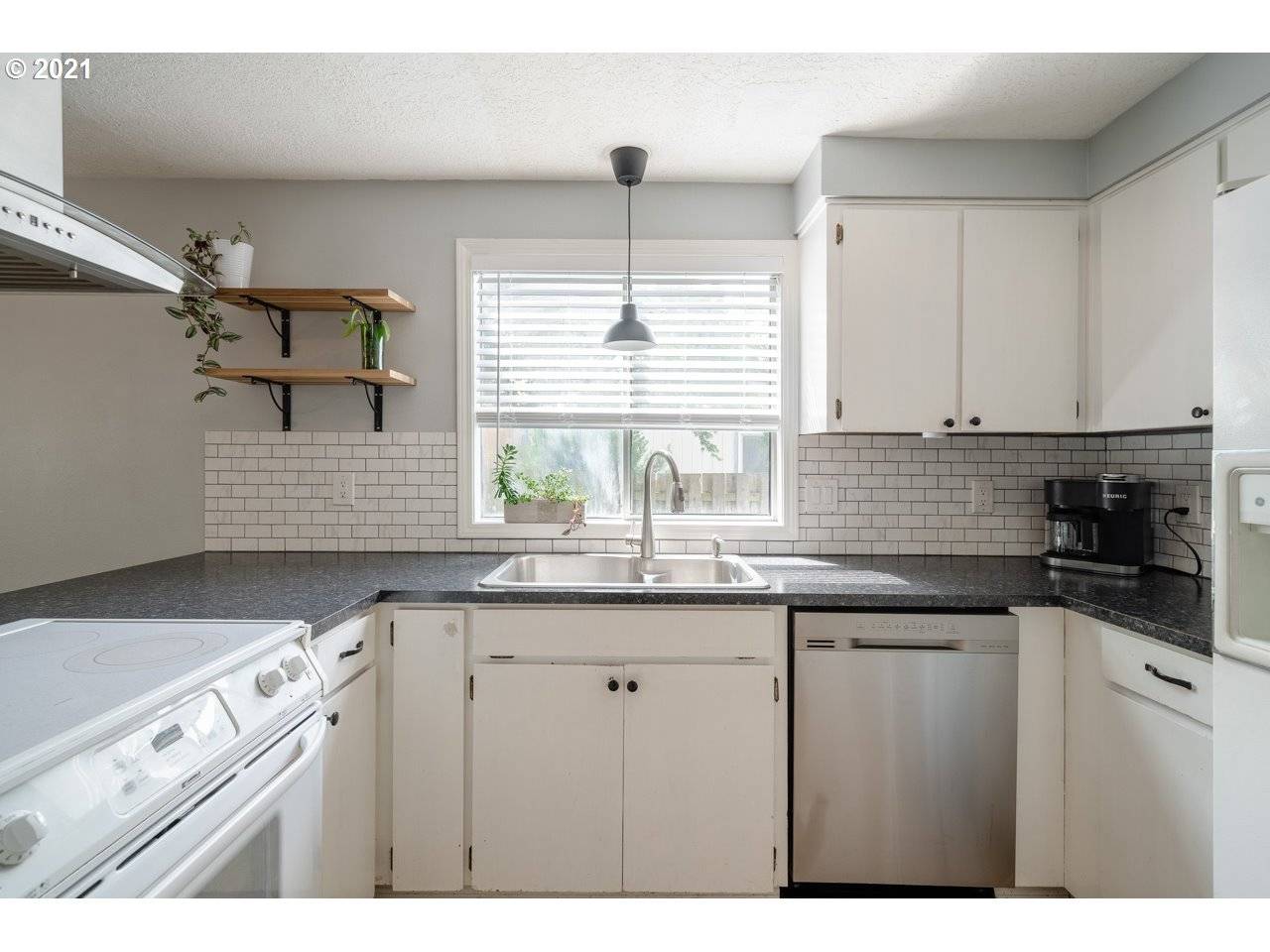 Tigard, OR 97224,8585 SW STRATFORD CT