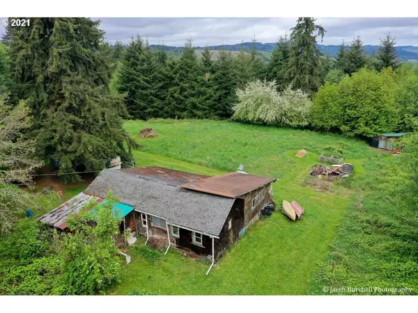 30211 CANAAN RD, Deer Island, OR 97054