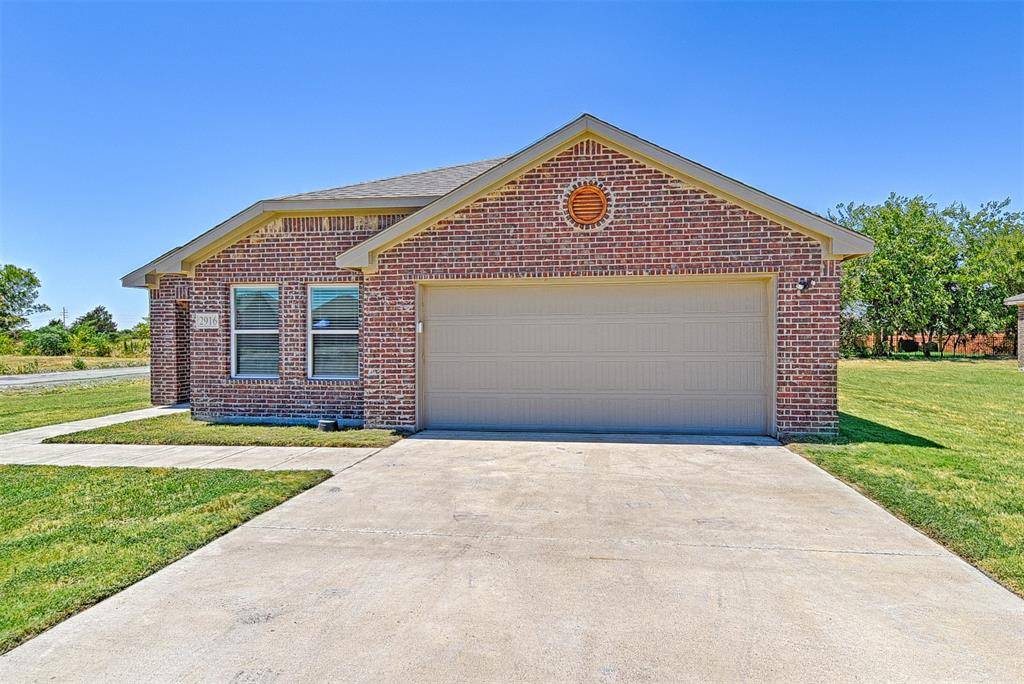 2916 Emma Lane,  Mabank,  TX 75147