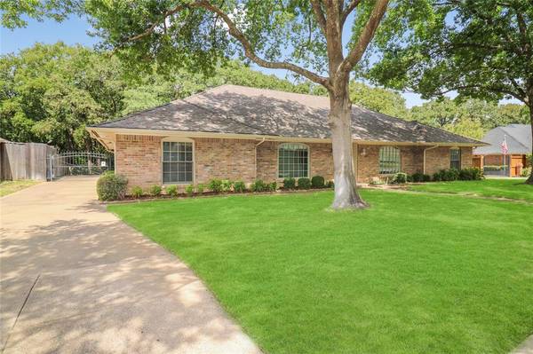 3000 Steeplechase Trail, Arlington, TX 76016