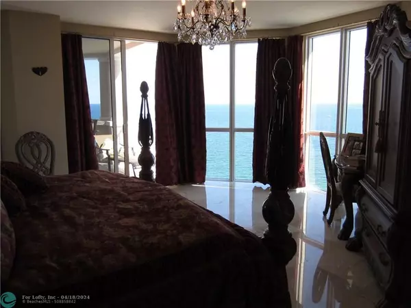 Lauderdale By The Sea, FL 33062,1460 S Ocean Blvd  #1504