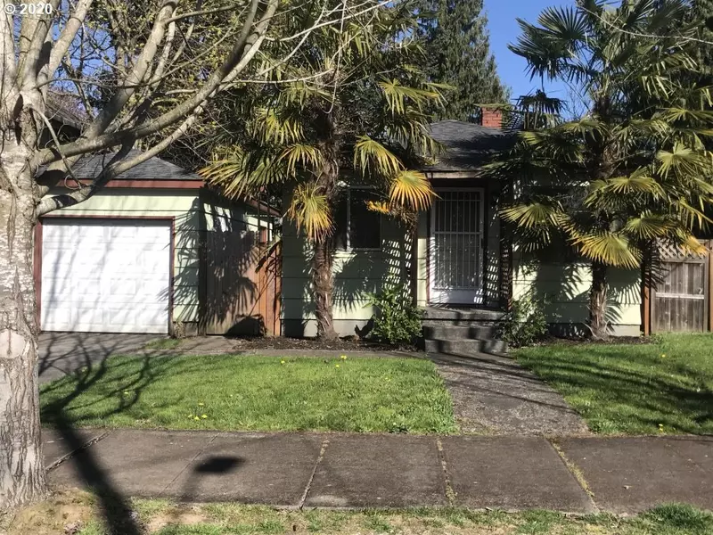 7136 NE 9TH AVE, Portland, OR 97211