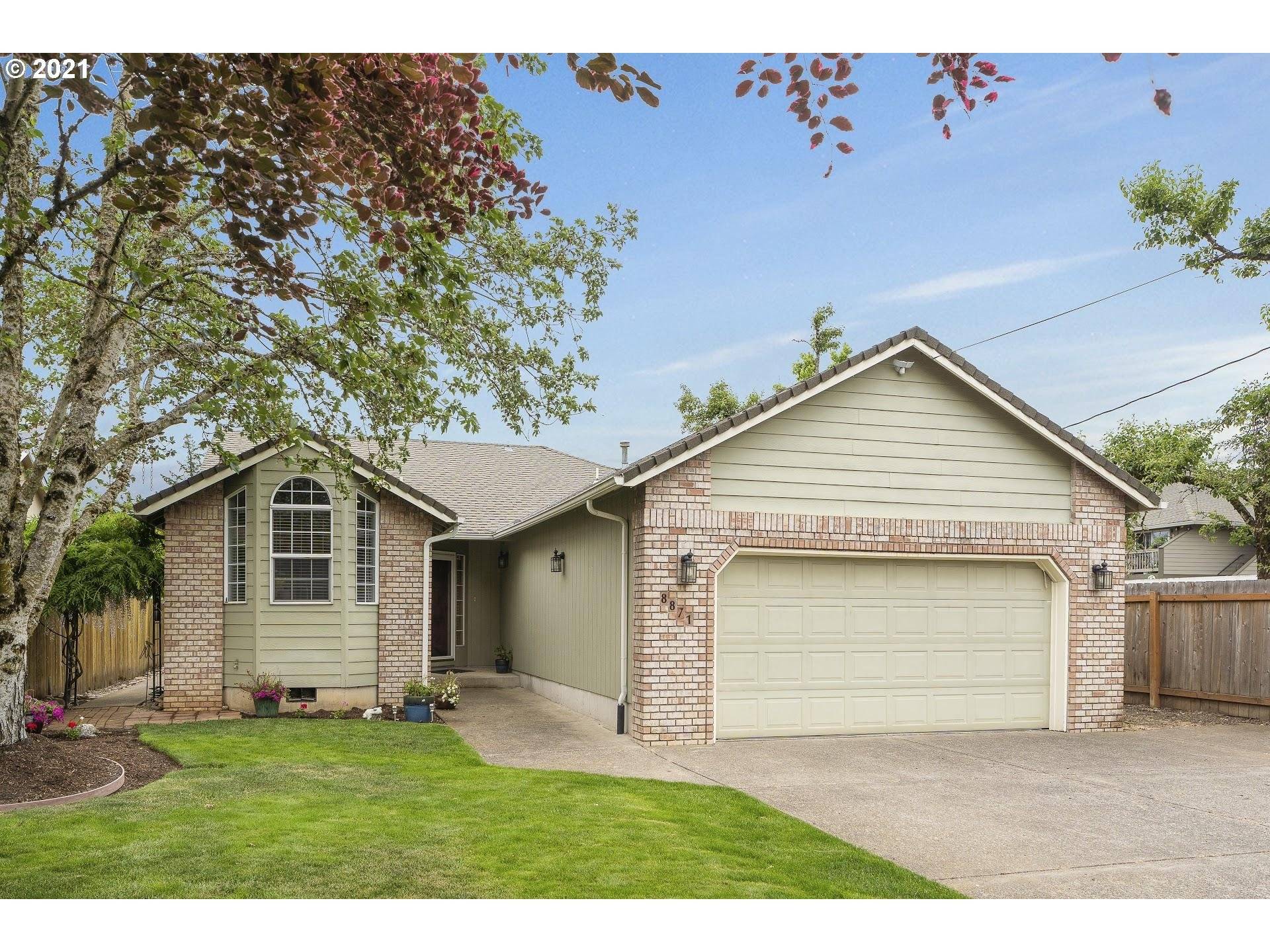 8871 SE MANFIELD CT, Clackamas, OR 97015