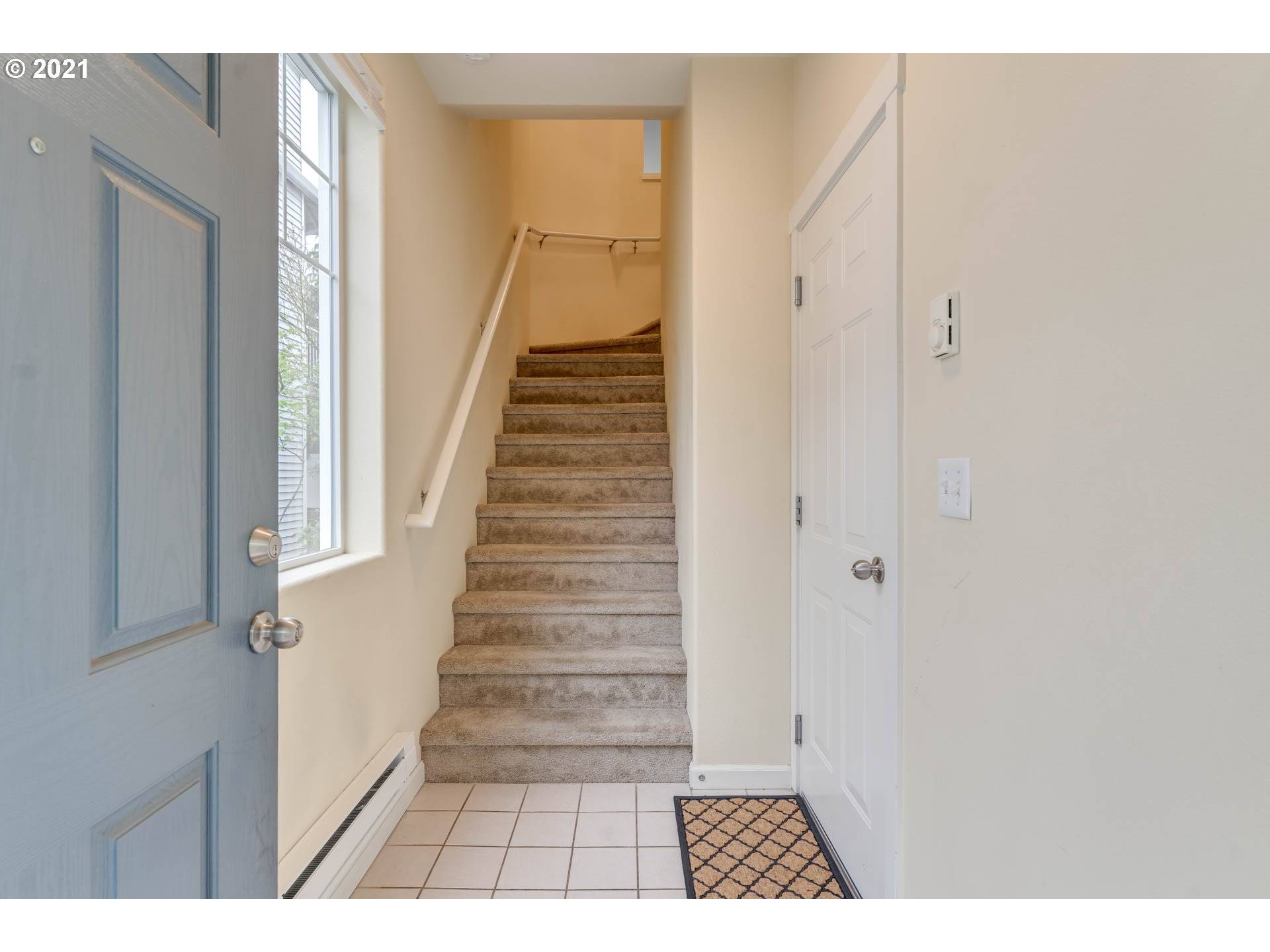 Tigard, OR 97223,13712 SW HALL BLVD #2