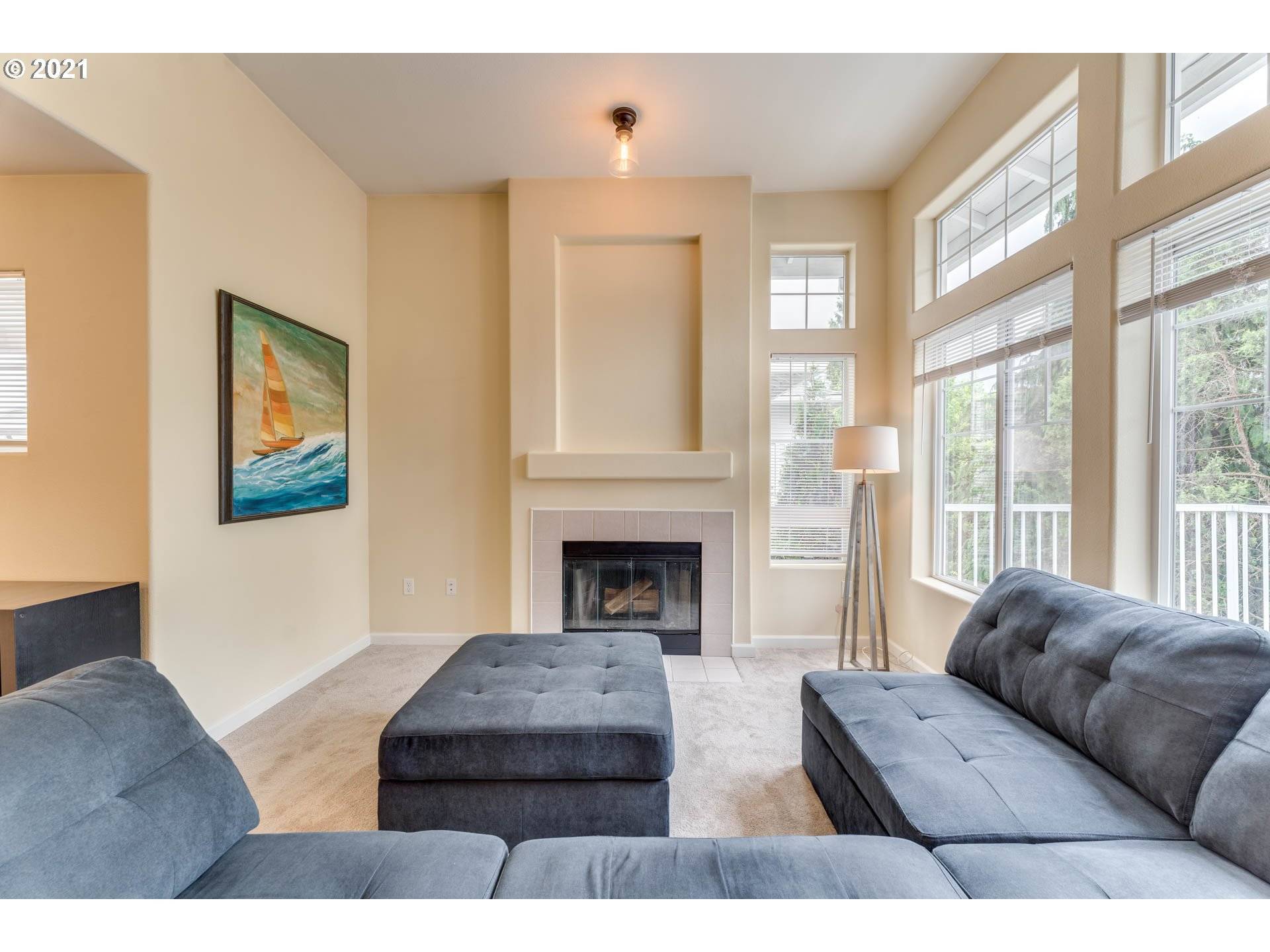 Tigard, OR 97223,13712 SW HALL BLVD #2