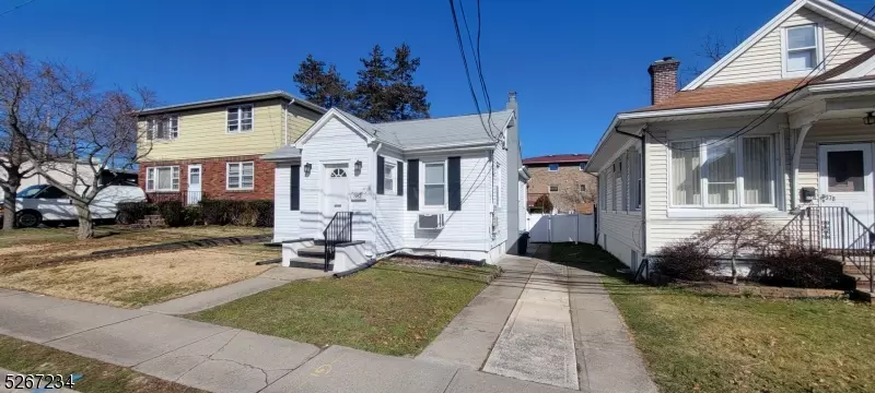 Clifton City, NJ 07014,382 Delawanna Ave