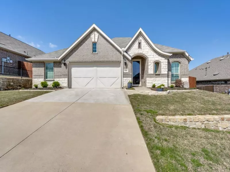 6700 Woodmere Court, Denton, TX 76226