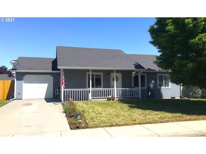 353 NE 14TH AVE, Milton Freewater, OR 97862