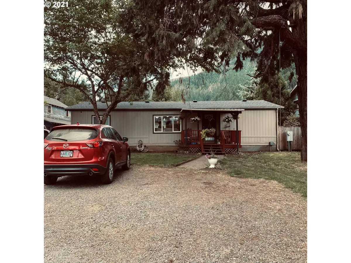 Canyonville, OR 97417,213 KRAMER DR