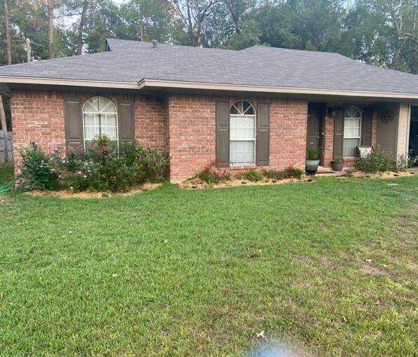 7509 Golden Meadows Road, Greenwood, LA 71033