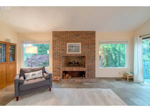 Portland, OR 97219,2911 SW PLUM CT