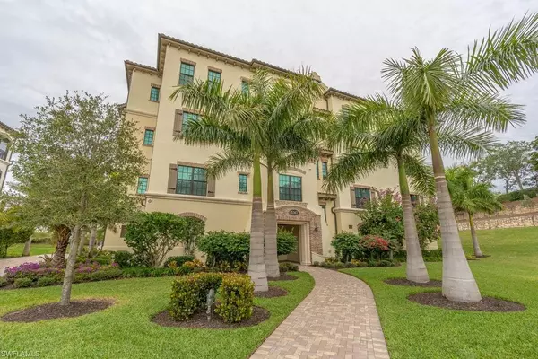 Naples, FL 34110,16347 VIANSA WAY 102