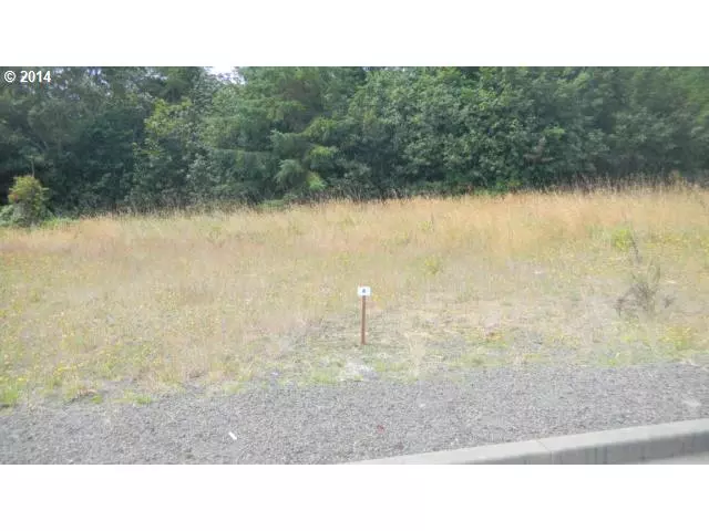 350 PROVIDENCE DR #4, Reedsport, OR 97467