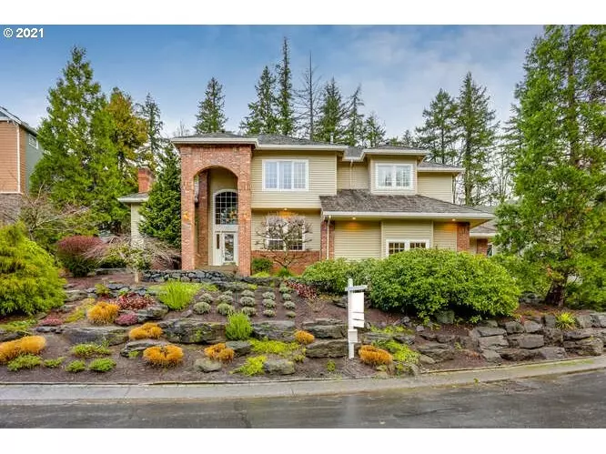 7733 NW BLUE POINTE LN, Portland, OR 97229