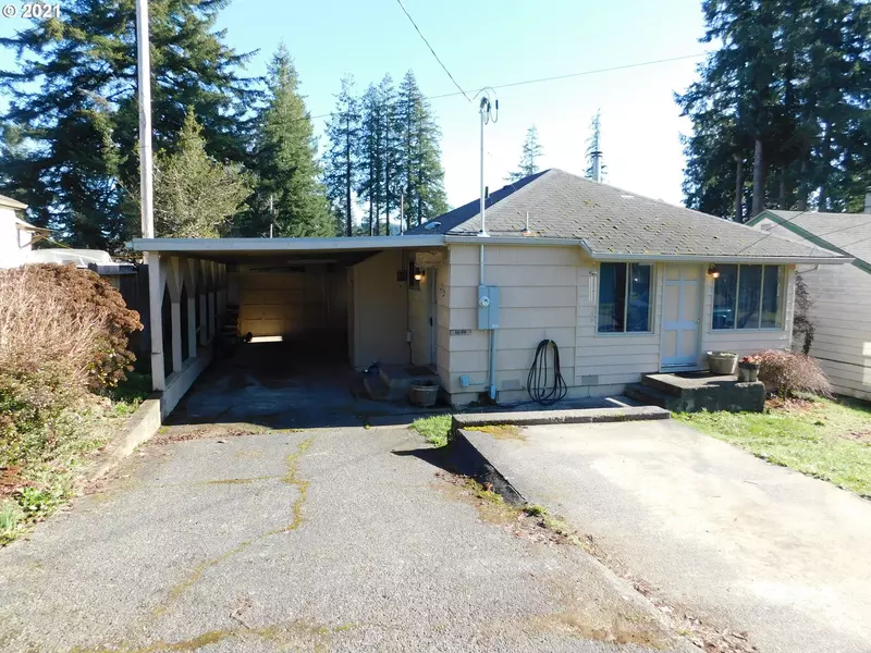 1646 N IVY ST, Coquille, OR 97423