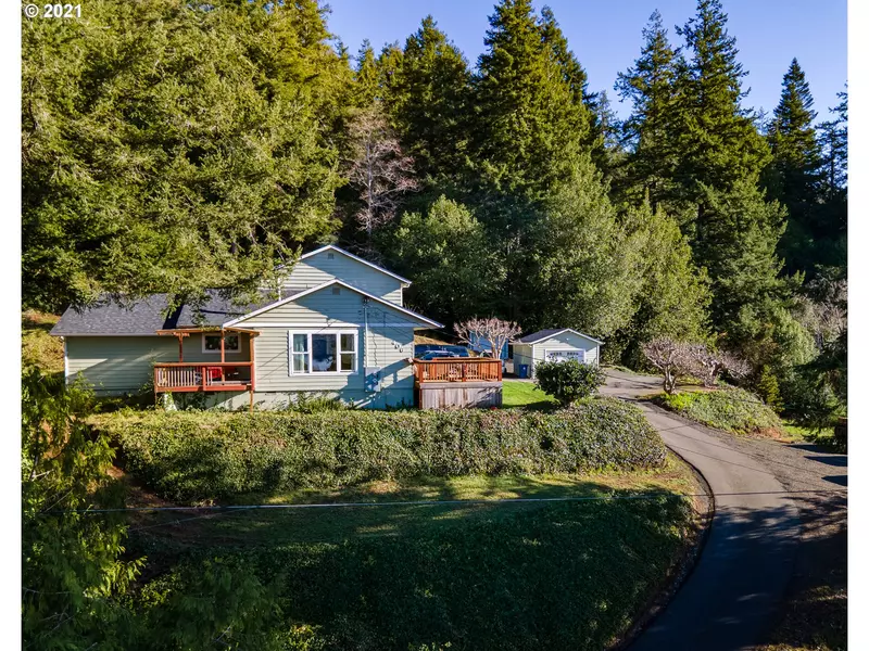 406 S IRVING ST, Coquille, OR 97423