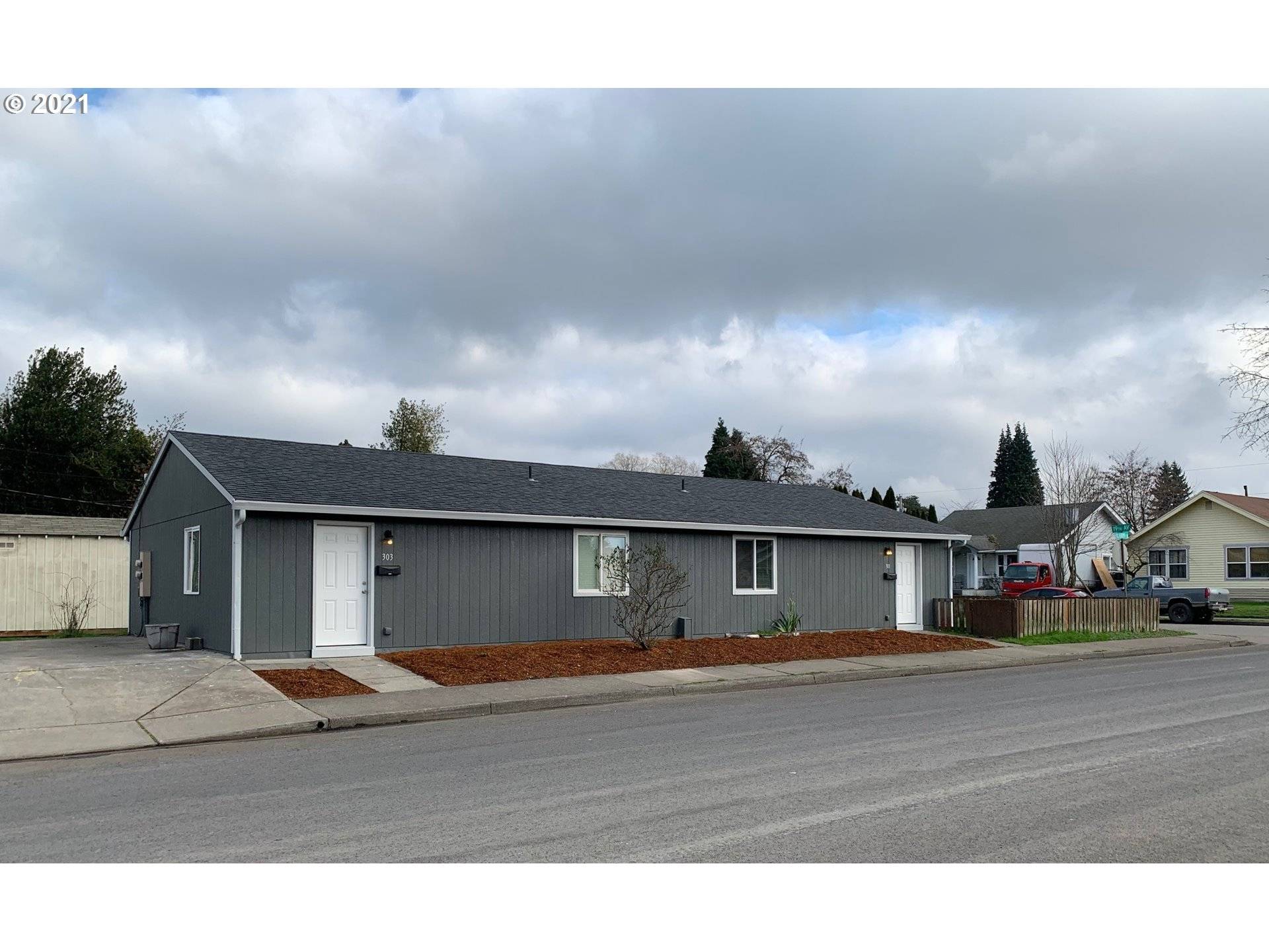 301 19TH AVE, Longview, WA 98632
