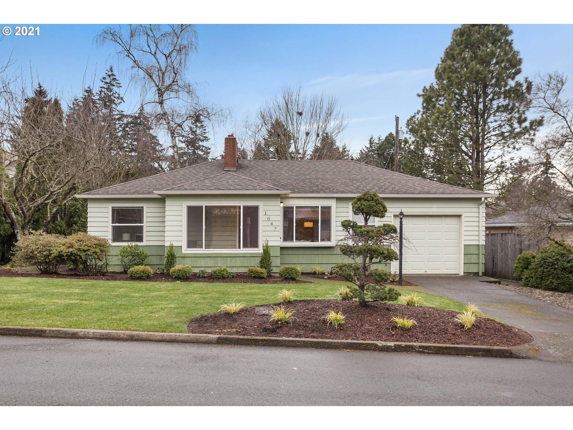 1047 SE 113TH AVE, Portland, OR 97216