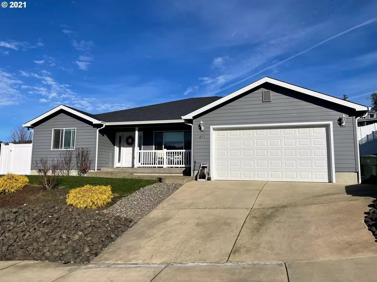 Sutherlin, OR 97479,611 BROOKS LOOP