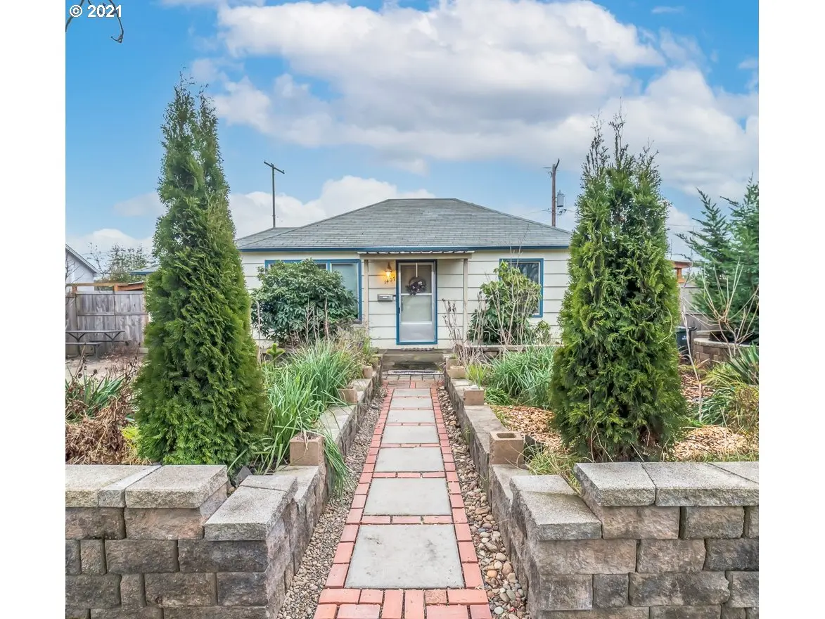 1407 CENTENNIAL BLVD, Springfield, OR 97477