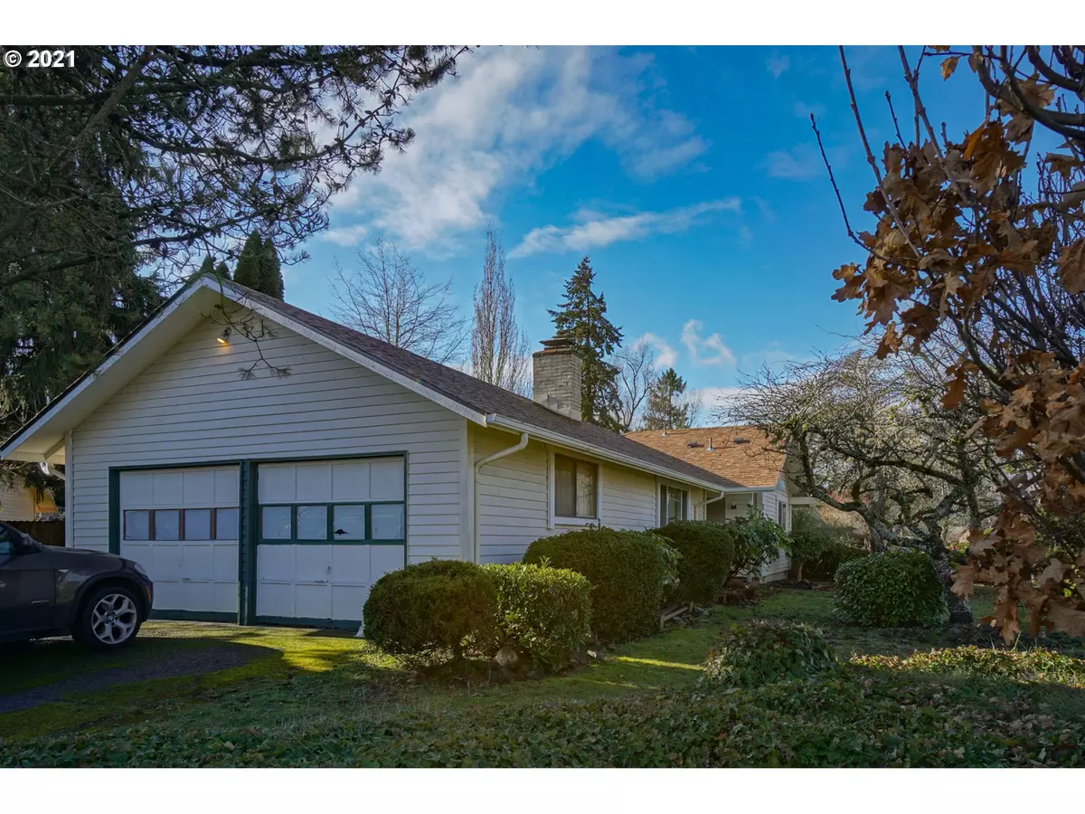 Eugene, OR 97404,128 LYNNBROOK DR