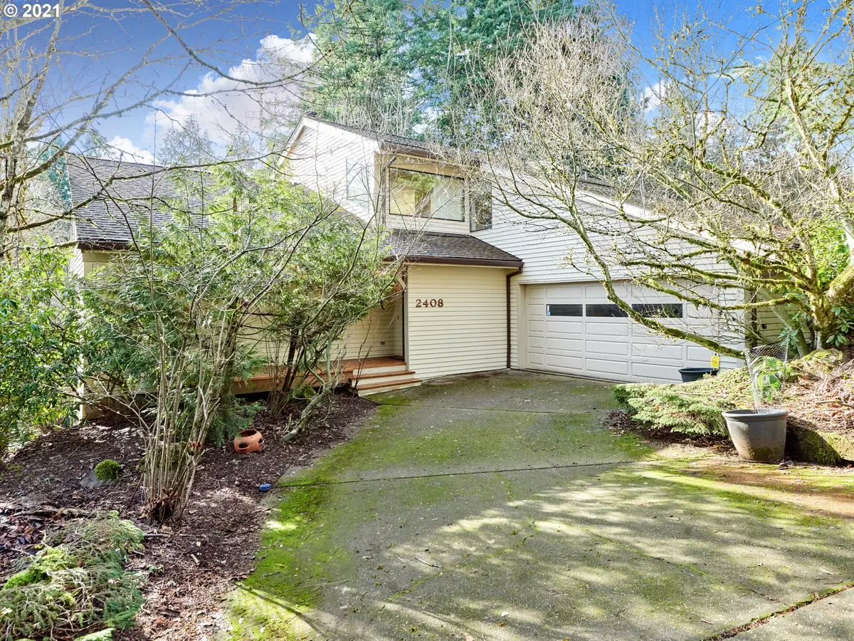 West Linn, OR 97068,2408 WOODHAVEN CT