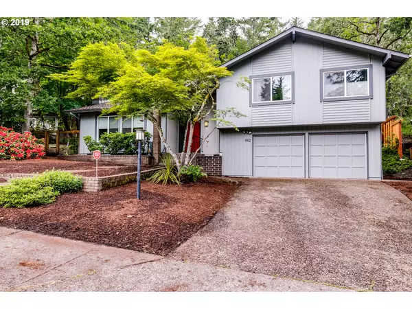 Eugene, OR 97405,992 BROOKSIDE DR