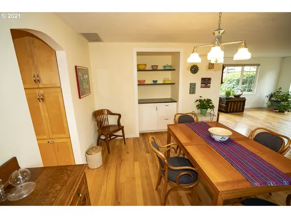 Gresham, OR 97030,21507 SE MAIN ST