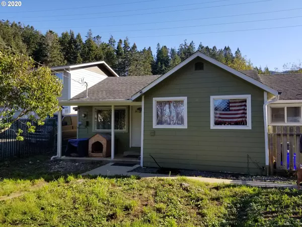 94245 ELEVENTH ST, Gold Beach, OR 97444