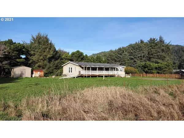 34174 OPHIR RD, Gold Beach, OR 97444