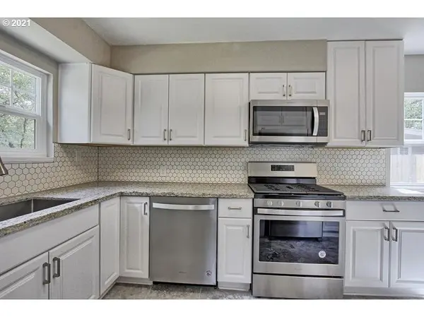 Portland, OR 97202,4741 SE 34TH AVE