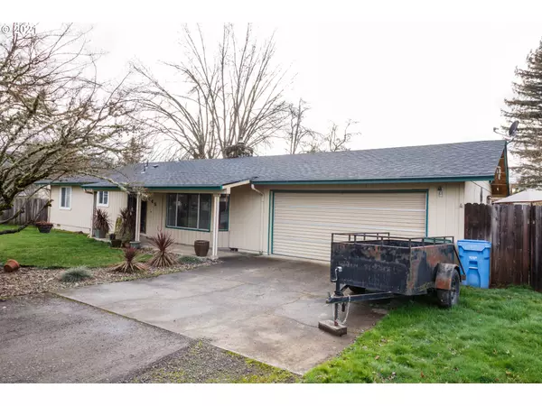 Sutherlin, OR 97479,265 SHERWOOD DR