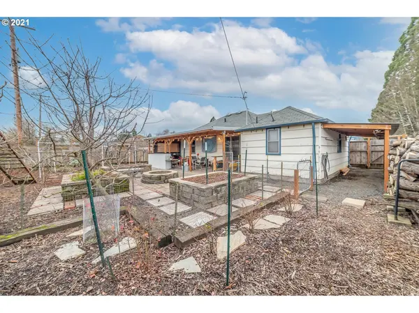 1407 CENTENNIAL BLVD, Springfield, OR 97477