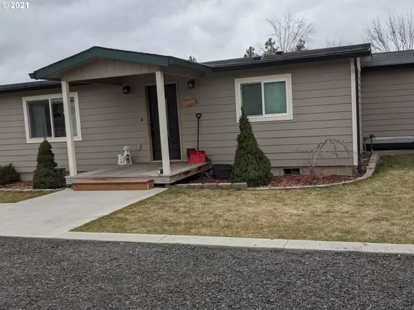 Pendleton, OR 97801,70870 SW DOUGLAS DR