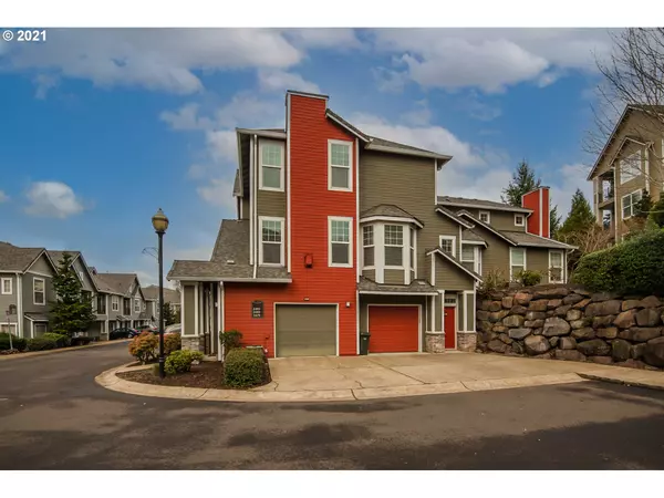 2490 SNOWBERRY RIDGE CT, West Linn, OR 97068