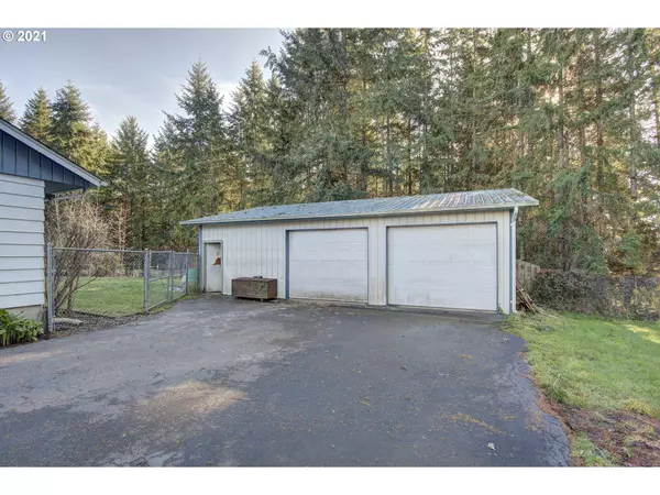 Castle Rock, WA 98611,153 ESTES RD