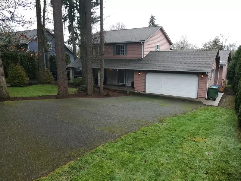 2210 E PINE ST, Stayton, OR 97383