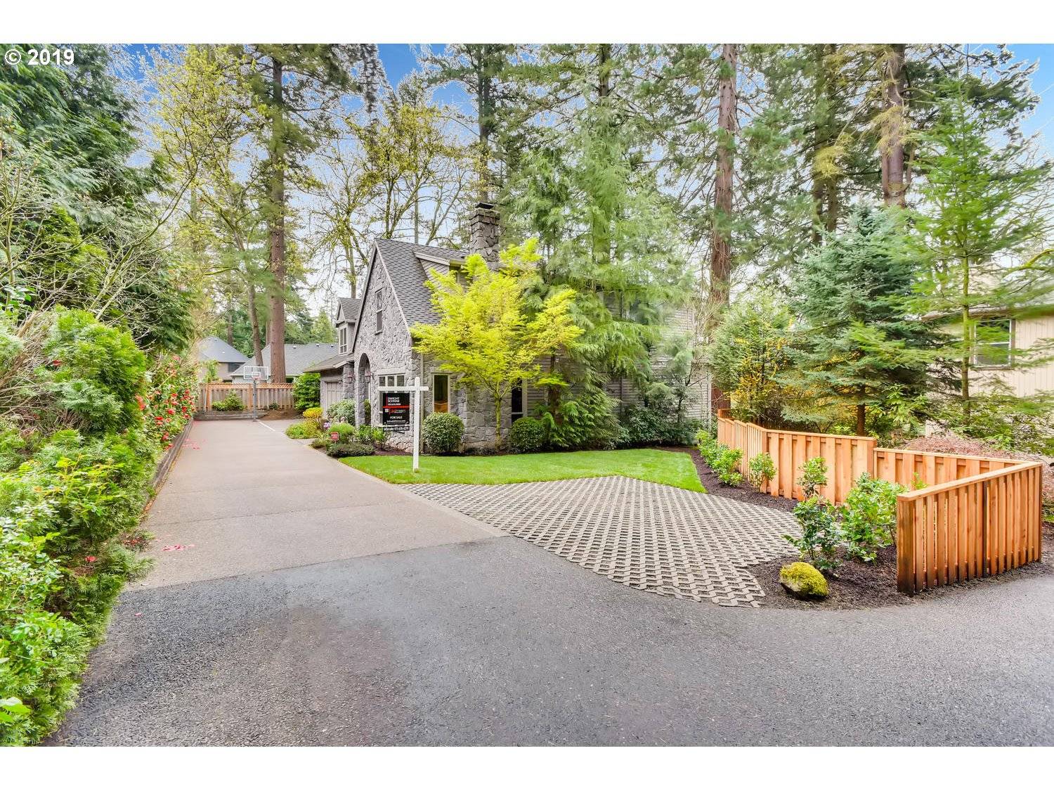 4316 UPPER DR, Lake Oswego, OR 97035