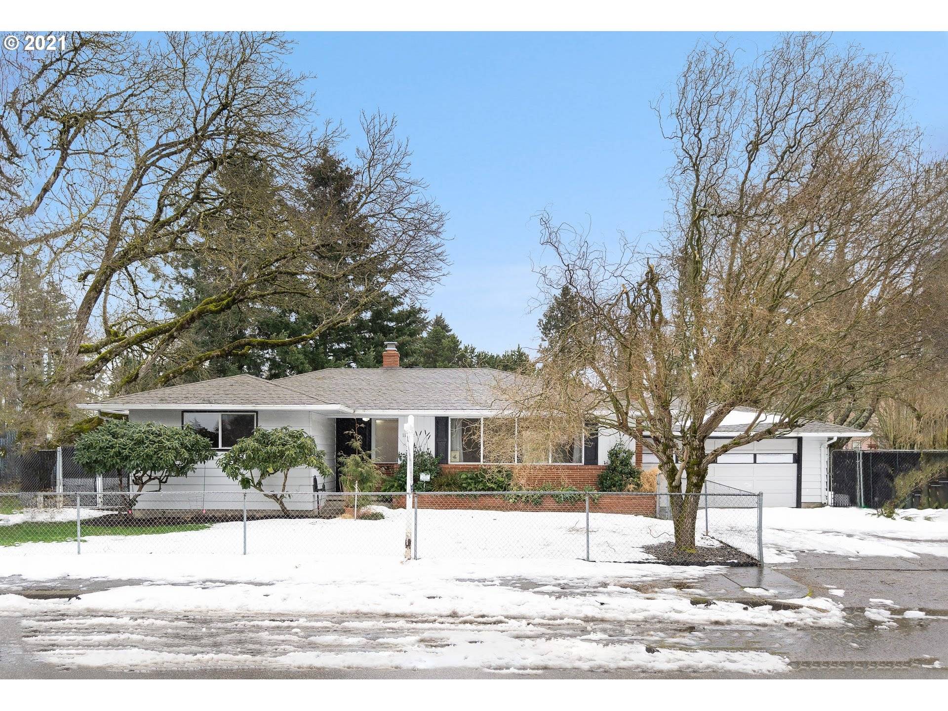 11212 NE SACRAMENTO ST, Portland, OR 97220