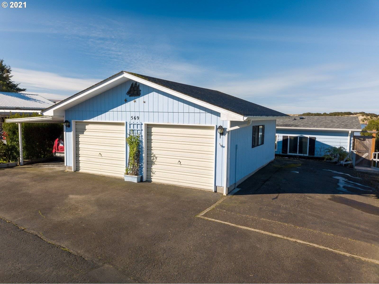 Florence, OR 97439,1601 RHODODENDRON DR #569